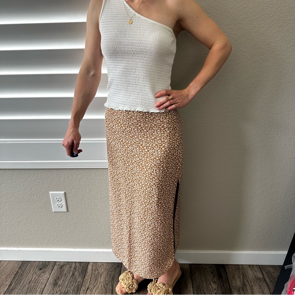 Abercrombie & Fitch Tan/Mustard Yellow Midi Pencil Skirt
